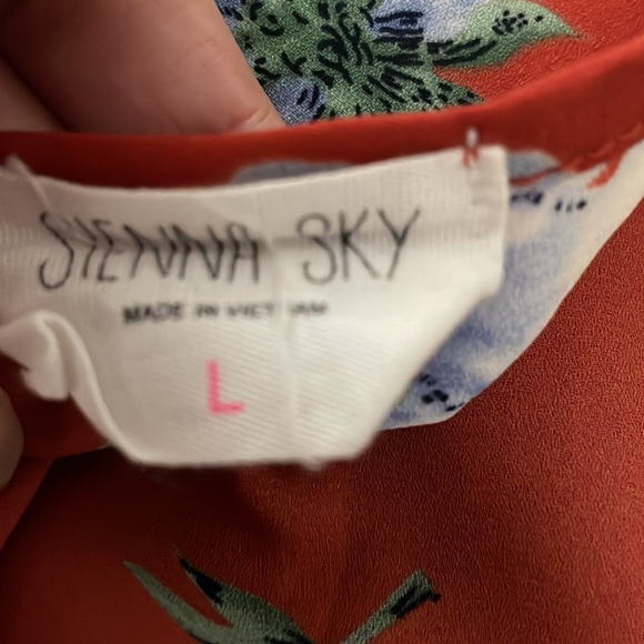 Siena sky women’s blouse size large 100% polyester - Picture 6 of 9